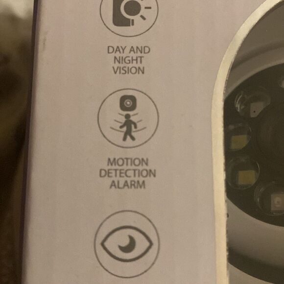 Top Tech Security Light Bulb Camera - Picture 6 of 9